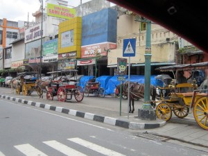 Andong on Malioboro waiting for customers.